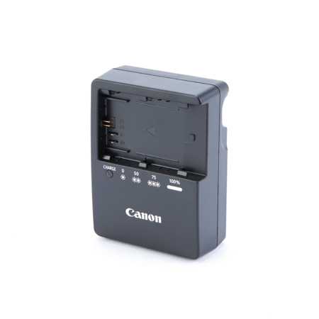 Canon LC-E6 Compact Battery Charger for the LP-E6 Battery Packs
