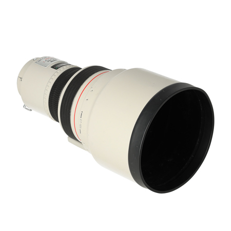 USED Canon EF 200mm f/1.8L USM Autofocus Telephoto Lens.