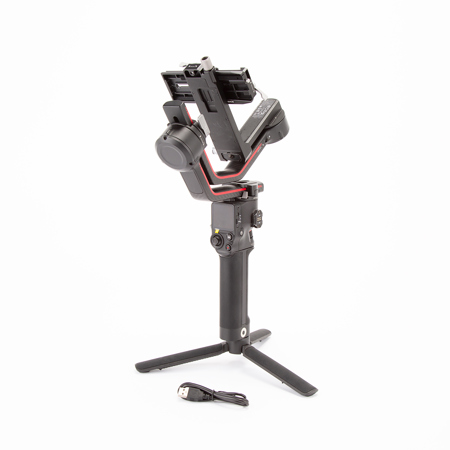 DJI RS 3 Pro Gimbal Stabilizer