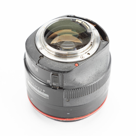 Canon EF 85mm f/1.2L II USM AutoFocus Telephoto Lens.