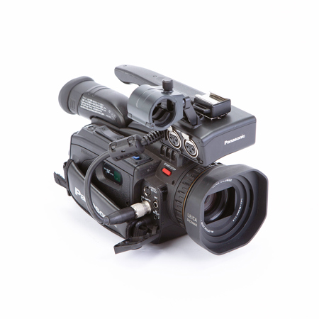 Panasonic AG-DVC30 miniDVカメラレコーダー Panasonic AG-DVC30 Digital Camcorder 16X Optical Zoom 160X