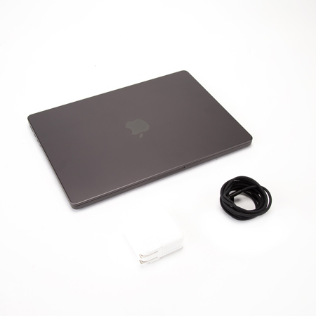 Apple MacBook Pro 14.2" with M4 Pro Chip, Late 2024 12-Core / 16-Core 24GB 512GB SSD Standard Display 70W Adapter Space Black