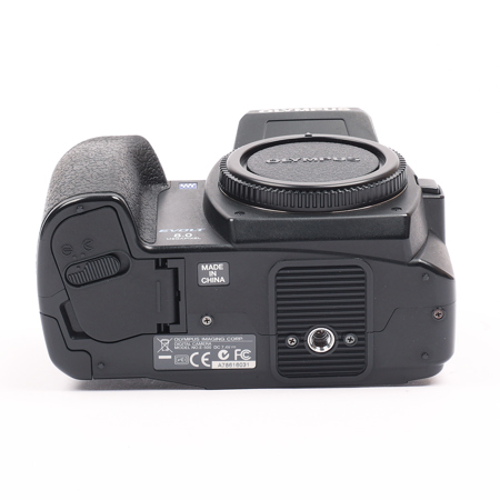 USED Olympus E-500 8 Megapixel Four Thirds Digital SLR Camera Body