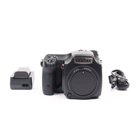 Pentax 645Z Medium Format Digital SLR Camera Body, 51 Megapixel, 3 FPS, Full HD Movies, 3.2" LCD monitor