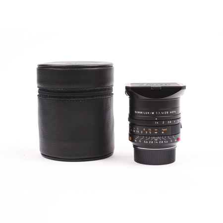 Leica 28mm f/1.4 SUMMILUX-M Aspherical, Manual Focus (6-Bit Coded) Lens for M System - Black