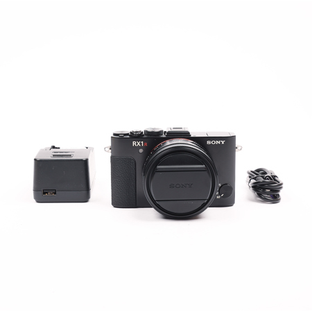Sony Cyber-Shot DSC-RX1R II Full Frame Digital Camera