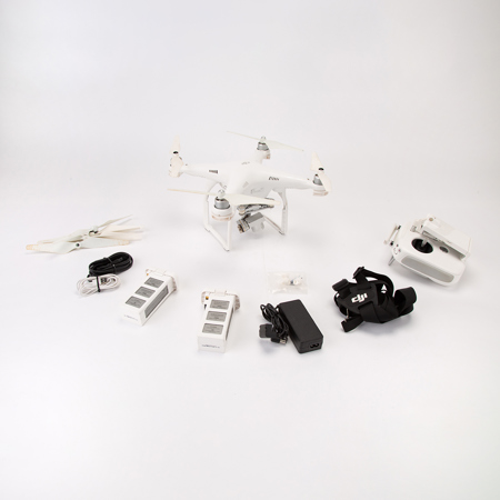 DJI Phantom 3 Advanced Quadcopter with 2.7K Camera and Extra Battery