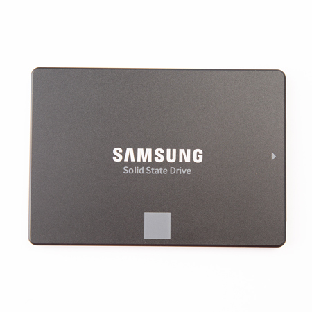 Samsung 500GB 860 EVO 2.5" SATA III Internal SSD, 550MB/s Read, 520MB/s Write
