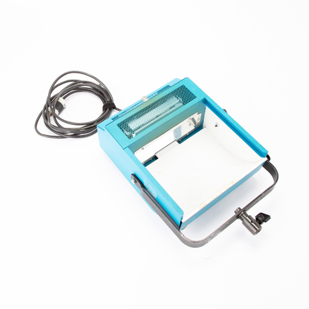 Arri soft Tungsten Soft Flood Light, 1000 Watt, 120 Volt AC. Hanging Model.