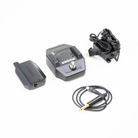 Shure GLXD16+ Dual Band Digital Wireless Guitar Pedal System with WA302 Guitar Cable, Z3: 2.4/5.8GHz