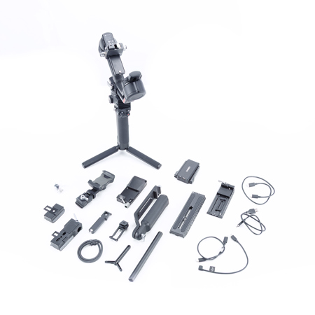 DJI RS 4 Pro Combo Gimbal Stabilizer