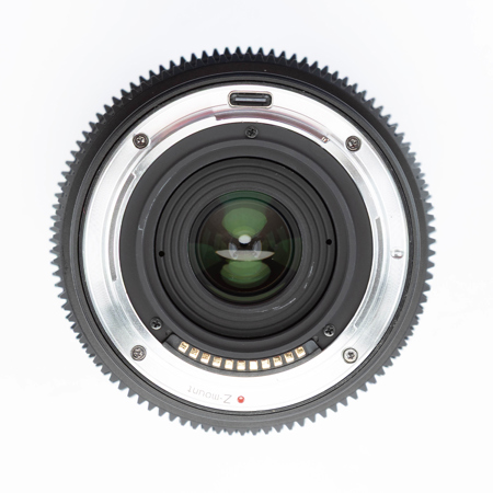 USED Sirui 40mm T1.8 1.33x Anamorphic Cine Lens, Nikon Z Neutral Flare