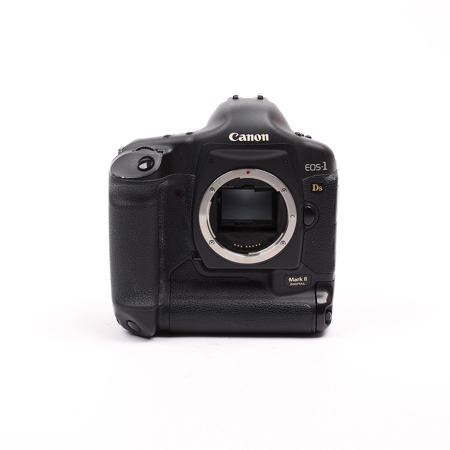 Canon EOS 1Ds Mark II 16.7 Megapixel Full Frame Digital SLR Camera