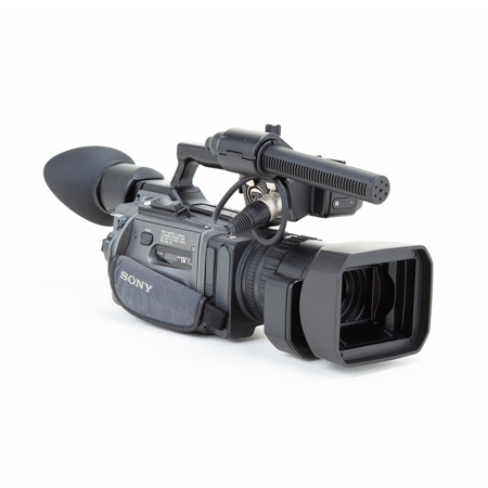 USED Sony DSR-PD170 3-CCD Mini DVCAM/Mini DV Camcorder.