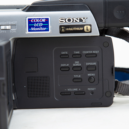 USED Sony Handycam CCD-TRV58 Hi-8 Analog Camcorder