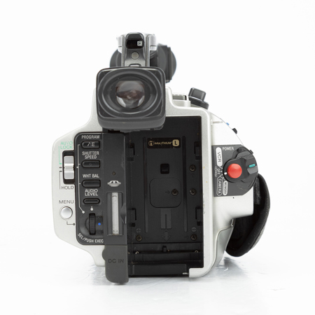 USED Sony DCR-VX2000 Digital Mini-dv 3-ccd Camcorder Kit