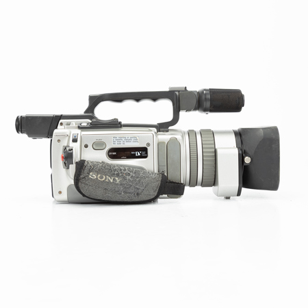 USED Sony DCR-VX2000 Digital Mini-dv 3-ccd Camcorder Kit