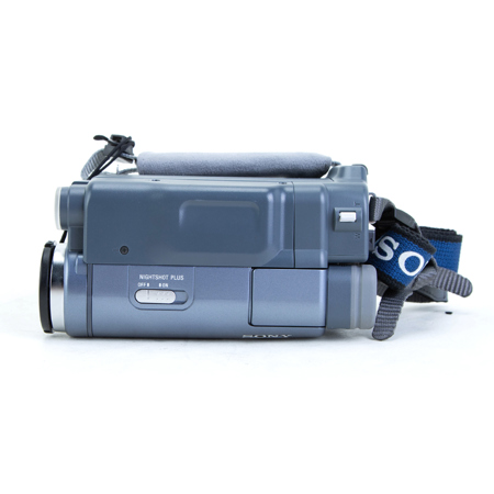 USED Disc. CD-TRV-128 Hi-8 Camcorder with 2.5