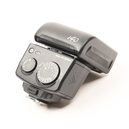 Nissin i40 Bounce Speedlite for Fujifilm Mirrorless System, Wireless TTL, 220-1700 Flashes, 3.5hrs Lighting Time
