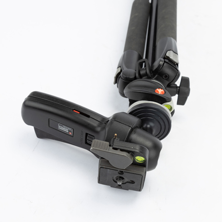 USED Manfrotto Manfrotto 190XPROB Black Tripod Kit with 322RC2