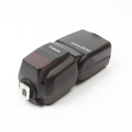 Canon Speedlite 430EX III-RT, Guide Number 141' at ISO 100, 24-105mm Flash Coverage,
