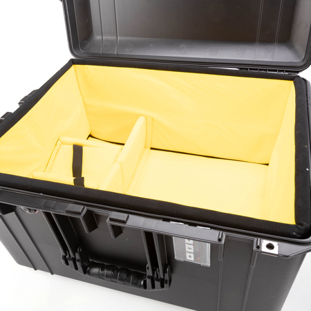 USED Pelican 1637AirWD Wheeled Hard Case with Padded Divider