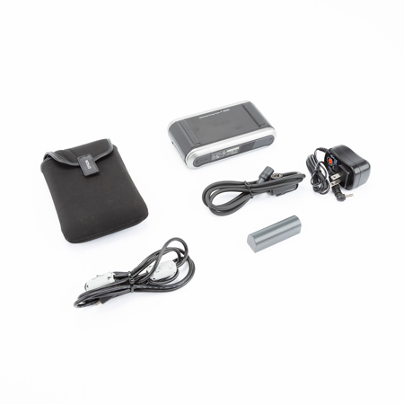 Epson Epson P-3000 Photoviewer, Portable 40GB Multimedia Storage & Viewer with USB 2.0 Interface & 4" LCD
