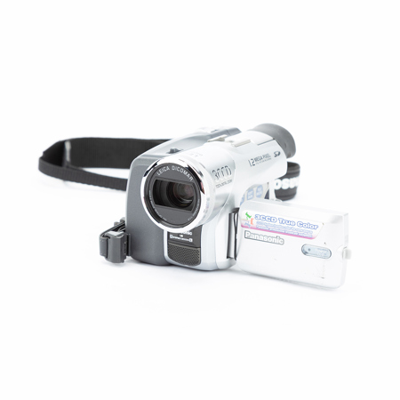 USED Panasonic PV-GS120 3-CCD Mini DV Digital Camcorder