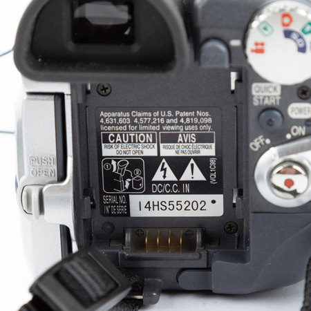 USED Panasonic PV-GS120 3-CCD Mini DV Digital Camcorder