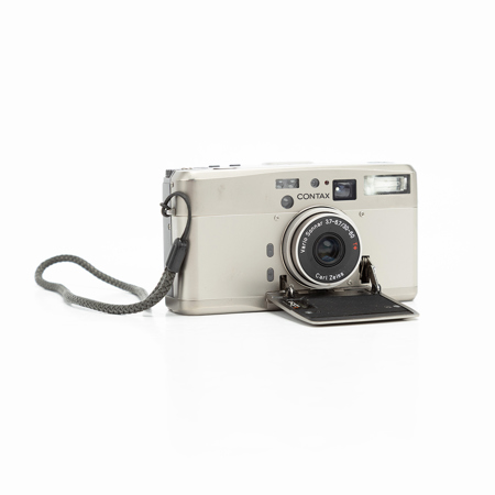 USED Contax TVS-III 35mm Point & Shoot Camera, Silver with Zeiss