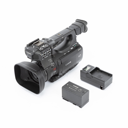Canon XF-100 High Definition Professional Camcorder Kit