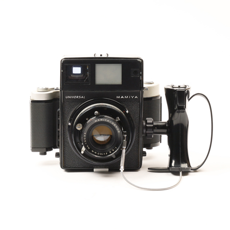 Mamiya Universal Camera w/100mm f/3.5 Lens & 6x7 Back & Grip