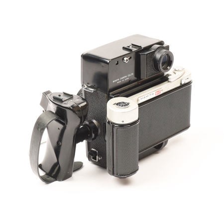 USED Mamiya Universal Camera w/100mm f/3.5 Lens & 6x7 Back & Grip