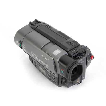 USED Sony CCD-TR910 NTSC Handycam Video Hi8 Camcorder
