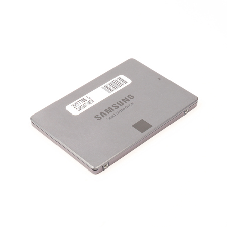 Samsung 870 QVO 8TB SATA III 2.5" Internal SSD
