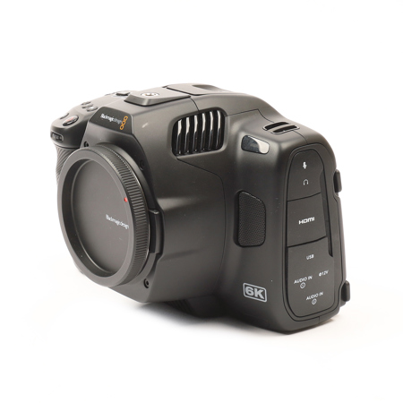 USED Blackmagic Design Pocket Cinema Camera 6K Pro Without Davinci