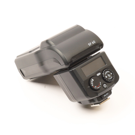 Leica SF 60 TTL Flash, (GN 197', ISO100)