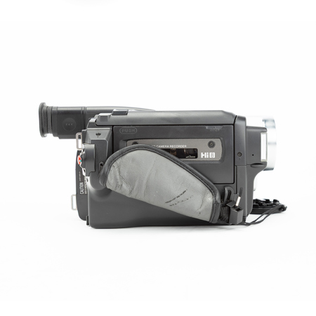 USED Sony CCD-TRV68 Hi8 Handycam Camcorder 20x Optical Zoom