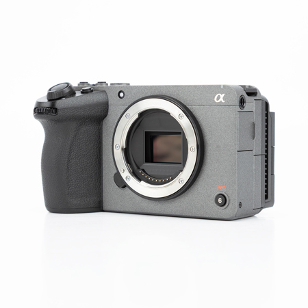 USED Sony FX30 Super 35 Cinema Line Camera With XLR Handle Unit