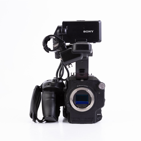 USED Sony PXW-FS5 4K XDCAM Camera System with Super 35 CMOS Sensor