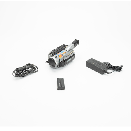 Sony DCR-TRV310 NTSC Digital 8 Handycam Video Camera