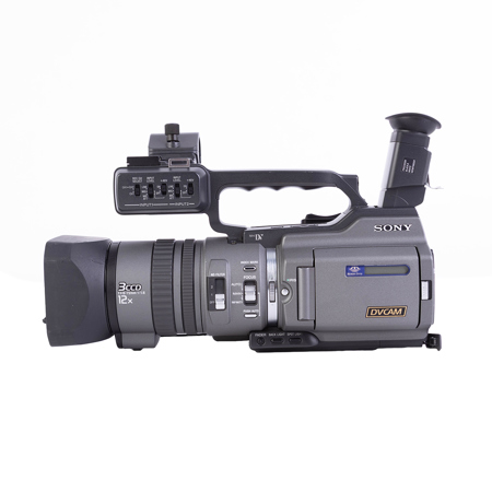 USED Sony DSR-PD150 3 CCD Mini DVCAM/Mini DV Camcorder