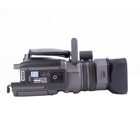 USED Sony DSR-PD150 3 CCD Mini DVCAM/Mini DV Camcorder