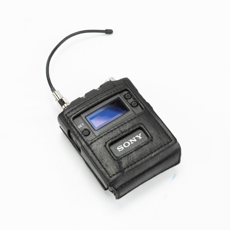 Sony DWT-B01/E3040 Digital Body-Pack Transmitter, 566 to 607 MHz Frequency Range