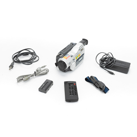 Sony DCR TRV-720 Digital Video Camera