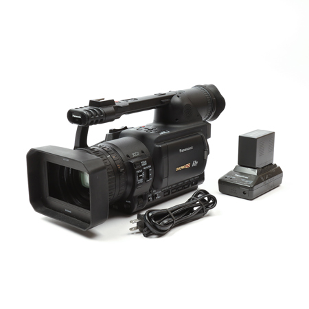 Panasonic Panasonic AG-HVX200A 1/3" 3 CCD P2 HD/DV Handheld Camcorder, 13x Optical Zoom, 3.5" LCD Screen, SD/SDHC Memory Card Slot