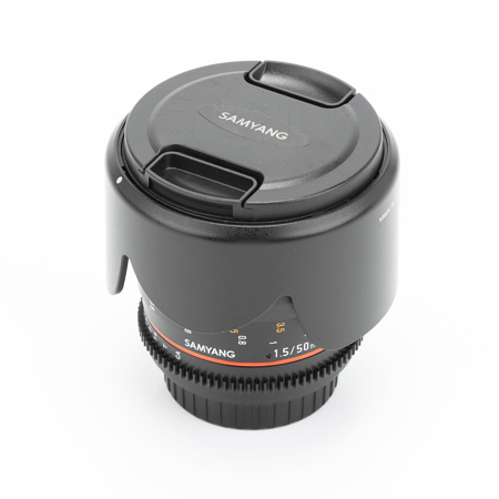 Samyang 50mm T1.5 AS UMC VDSLR II Manual Focus Cine Lens for Canon EF Mount, 6 Groups /9 Elements, 1.5 ' / 0.46m Focus Distance