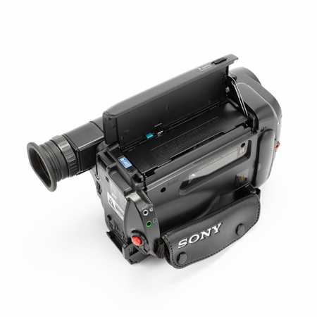USED Sony CCD-TR83 NTSC Handycam Video Camera Record