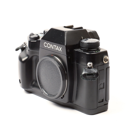 フィルムカメラ Contax RX SLR 35mm Camera CY Mount #2184 フィルムカメラ Contax RX SLR 35mm Camera CY Mount #2184 Contax