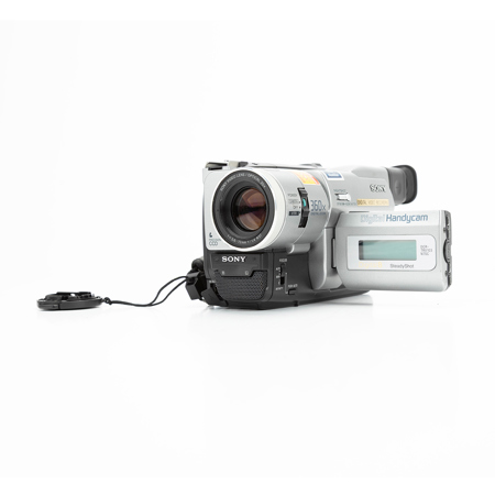USED Sony DCR-TRV103 20x Optical Zoom 360x Digital Zoom 2.5 inch